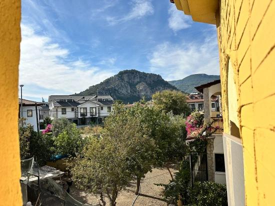 Duplex Villa For Sale In A Quiet And Peaceful Complex In The Center Of Dalyan.