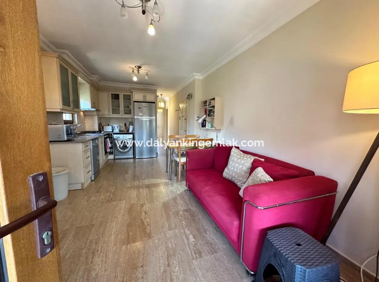 Handsome First Floor Apartment