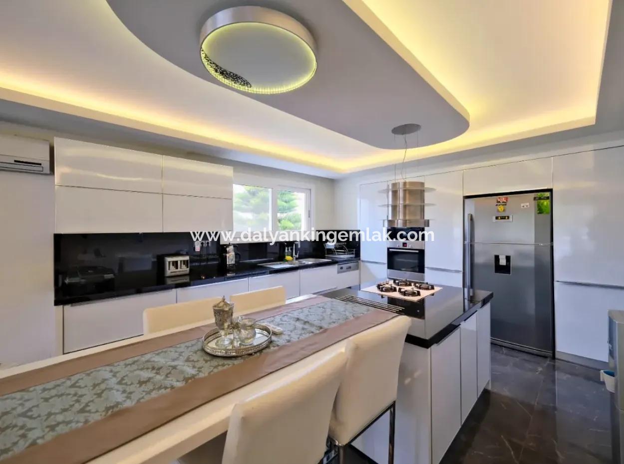 Luxury Detached Villa For Sale In Gülpınar