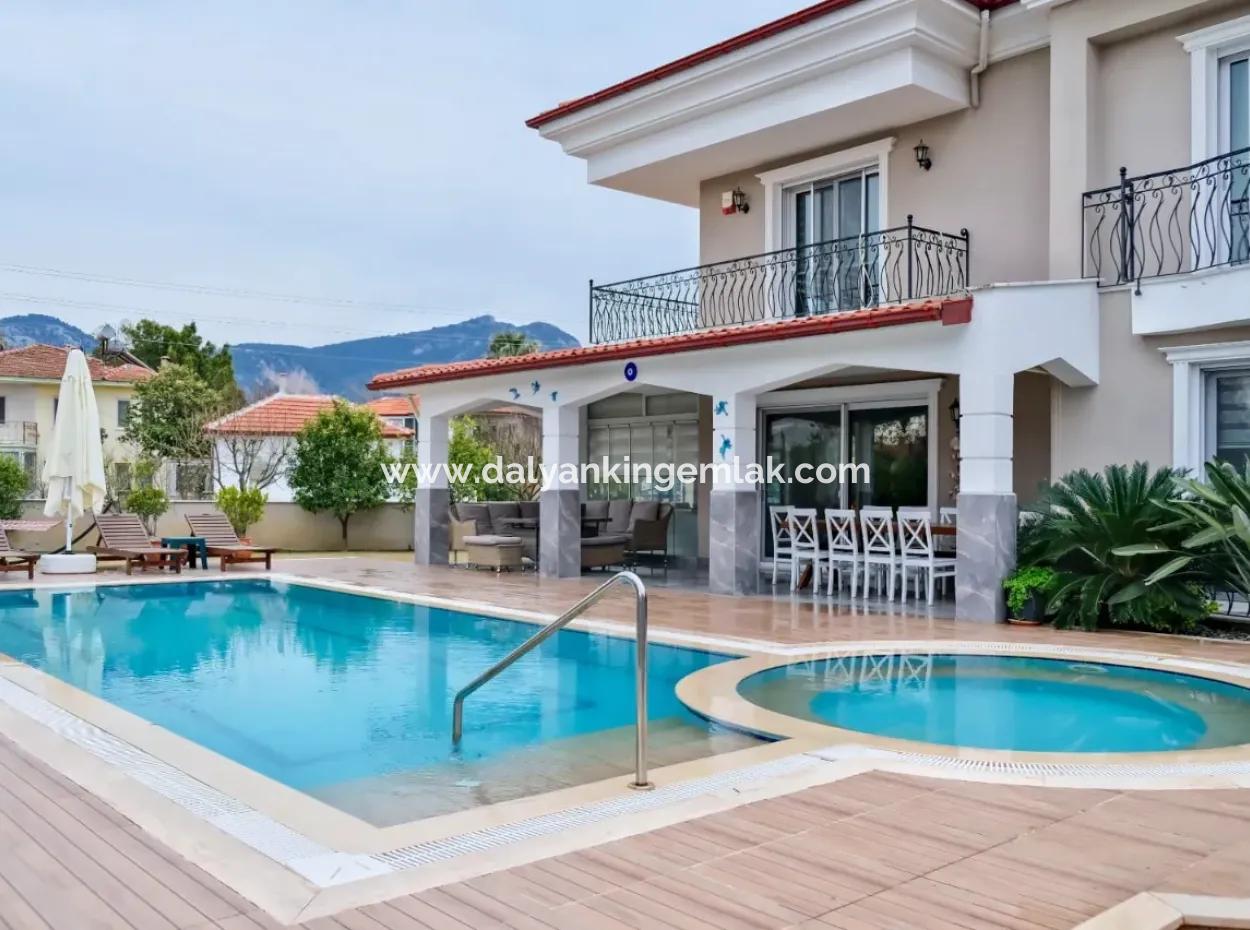 Luxury Detached Villa For Sale In Gülpınar