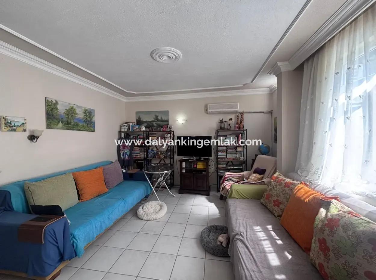 Triplex Villa Surrounded By Nature