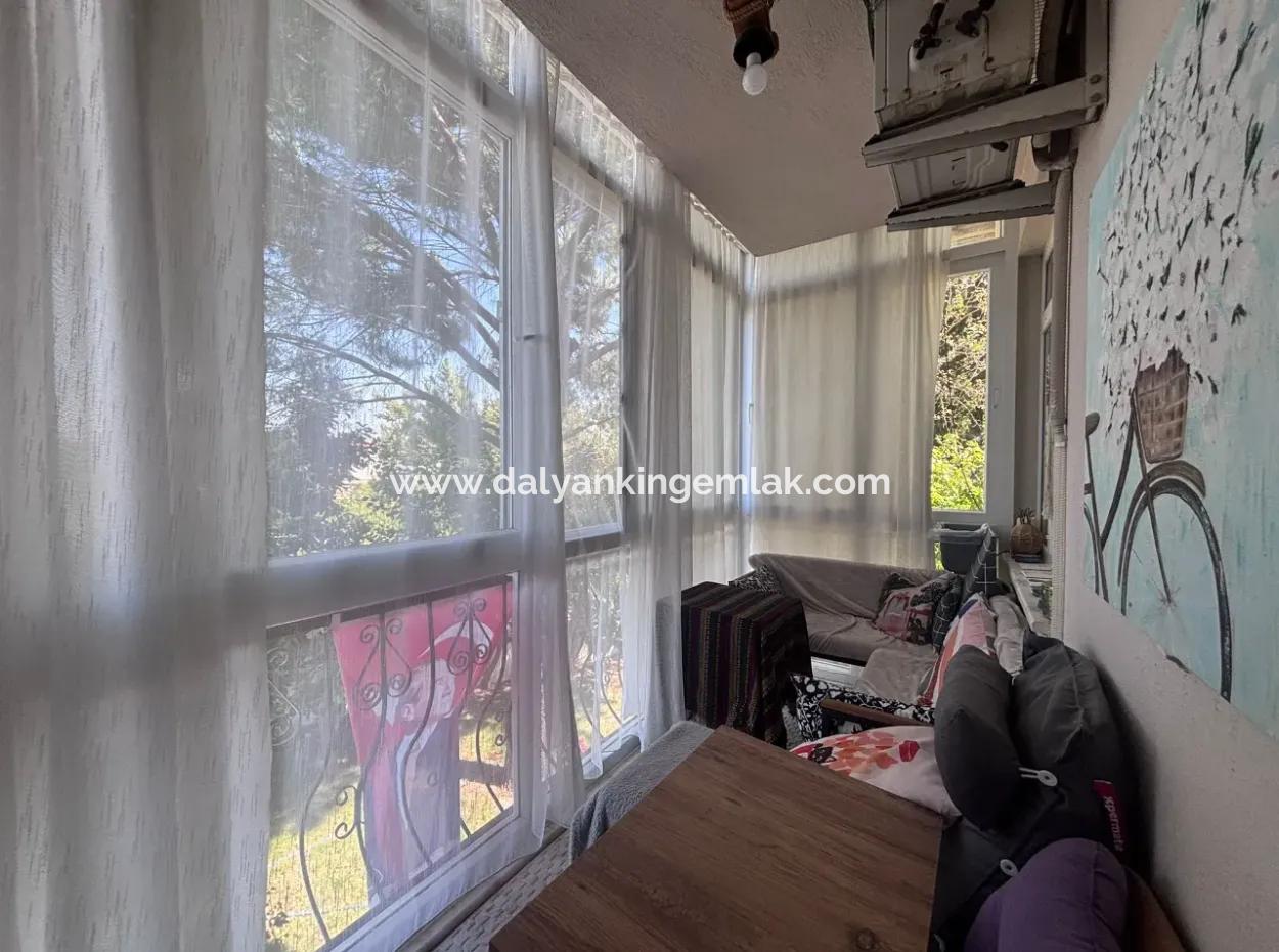 Triplex Villa Surrounded By Nature