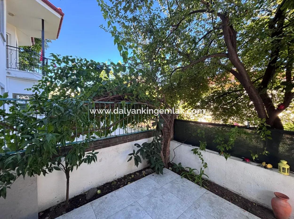 Traditional Character 2 Bed With A Modern Touch