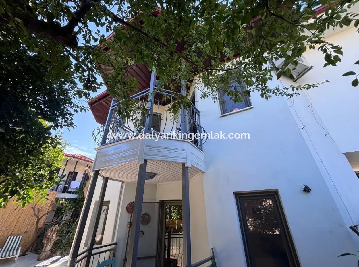 Traditional Character 2 Bed With A Modern Touch