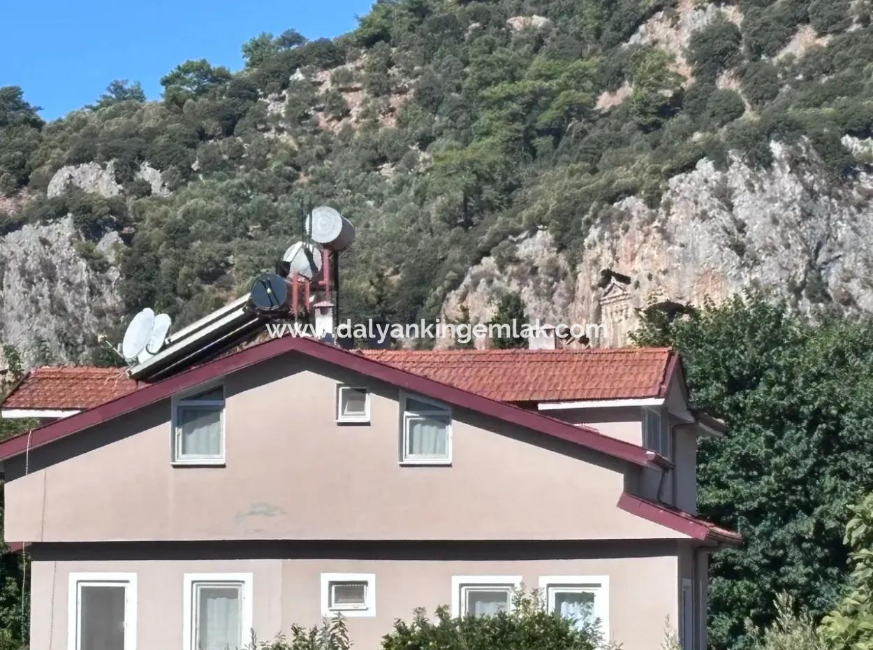 Traditional Character 2 Bed With A Modern Touch