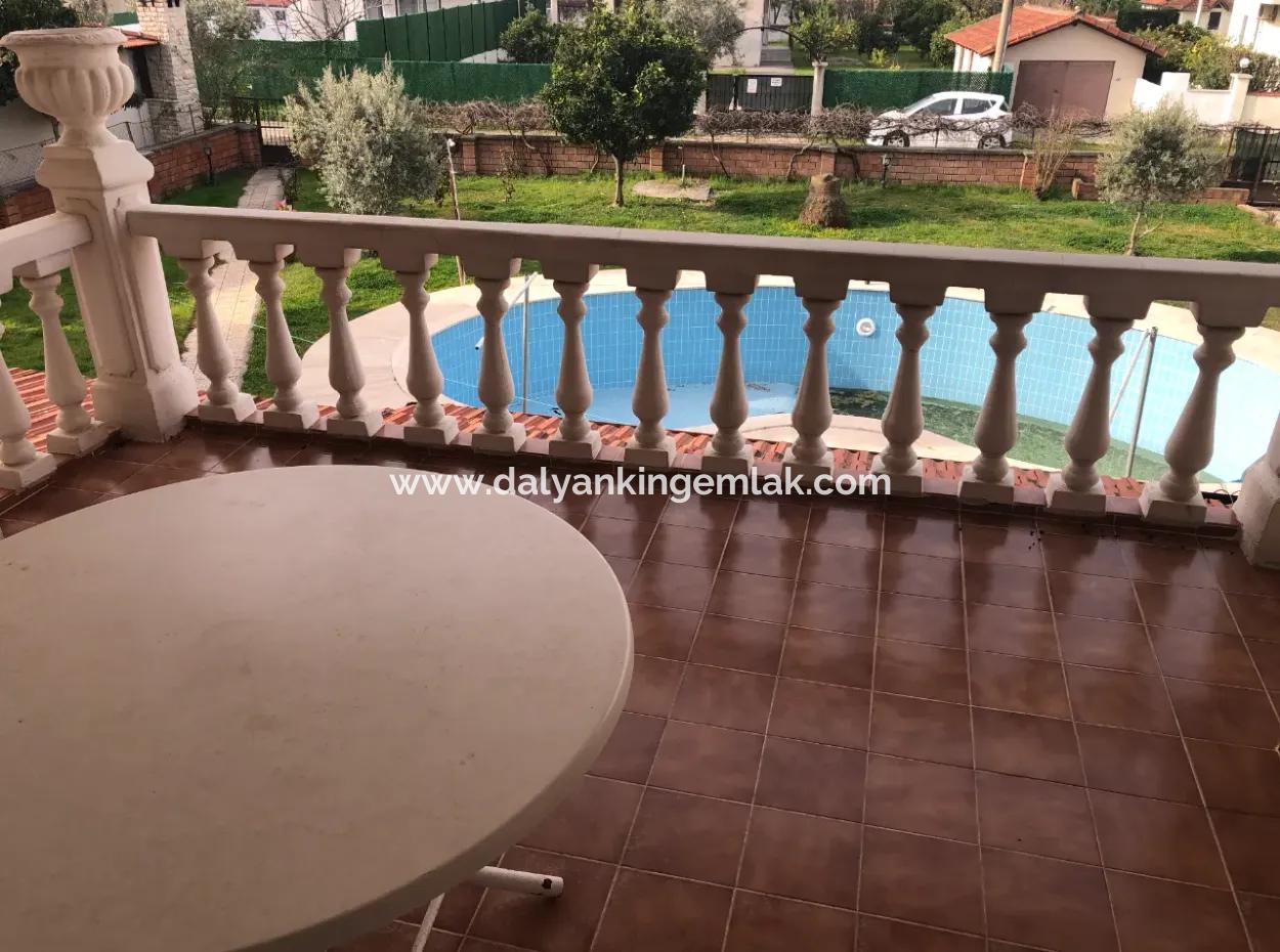 Traditional Villa In Need Of Love