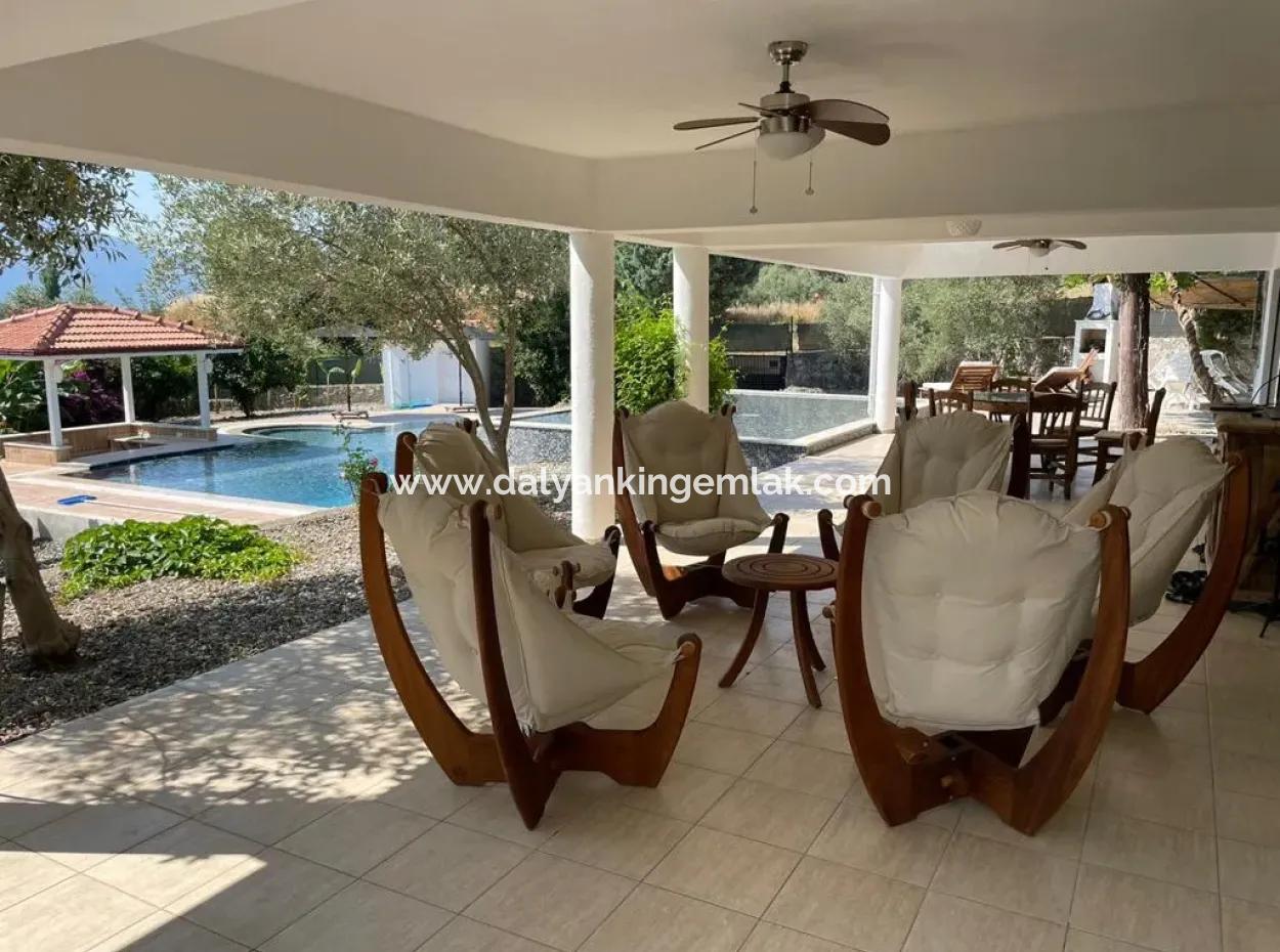 Candir Villa With Beach Views