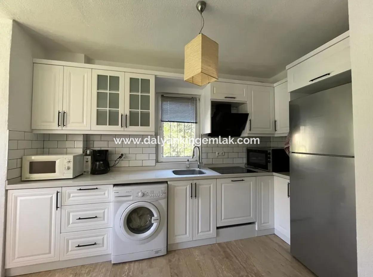 Complex Villa Close To Town