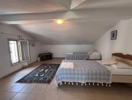 Pretty Complex Villa For Sale