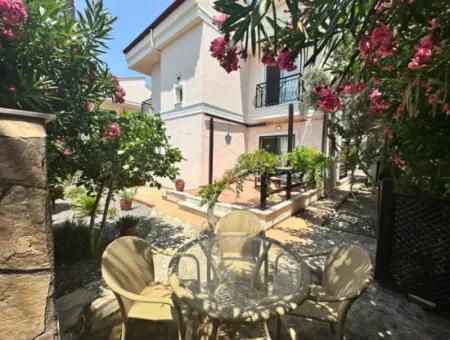 Pretty Complex Villa For Sale