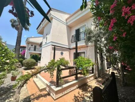 Pretty Complex Villa For Sale