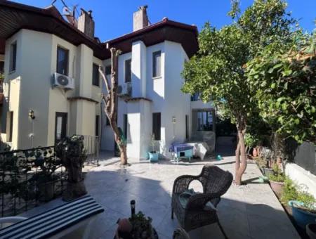 Traditional Character 2 Bed With A Modern Touch