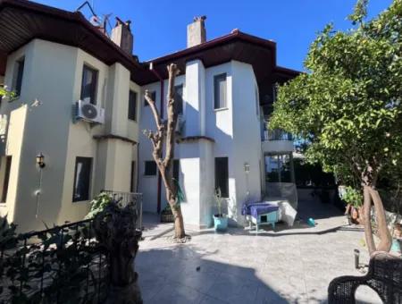 Traditional Character 2 Bed With A Modern Touch