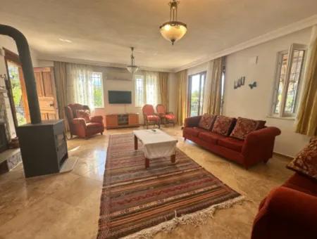 Rural Bungalow Ready For New Renter