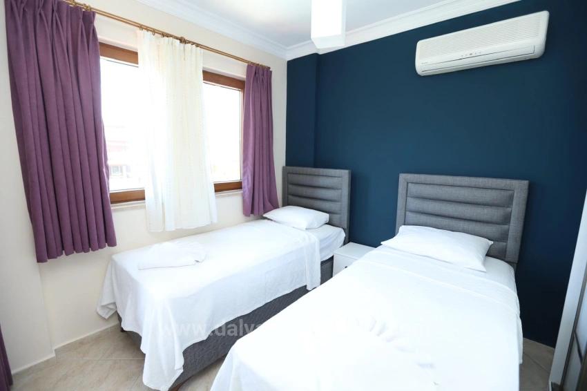 Стильная И Полностью Отремонтированная Частная Вилла С Видом На Черногорию – Цвет «Мемфис Блю».