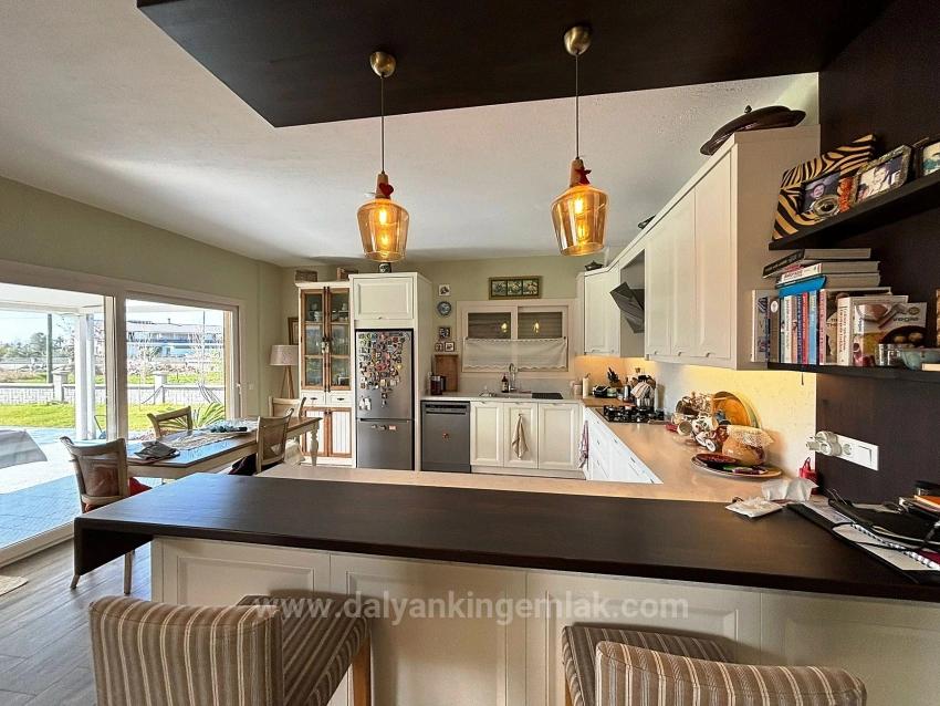 Уникальная Жизнь В Гармонии С Природой.