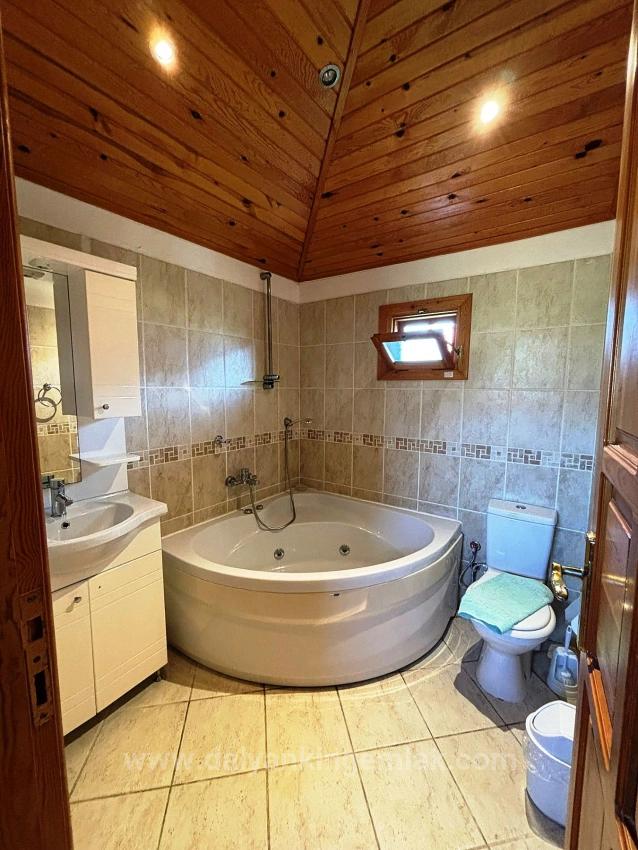 Вневременная Вилла, Словно Шепчущая Голос Природе.