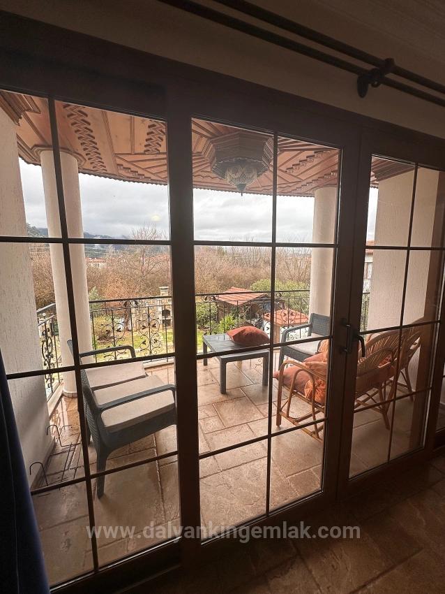 Классическая Элегантность В Самом Сердце Дальяна