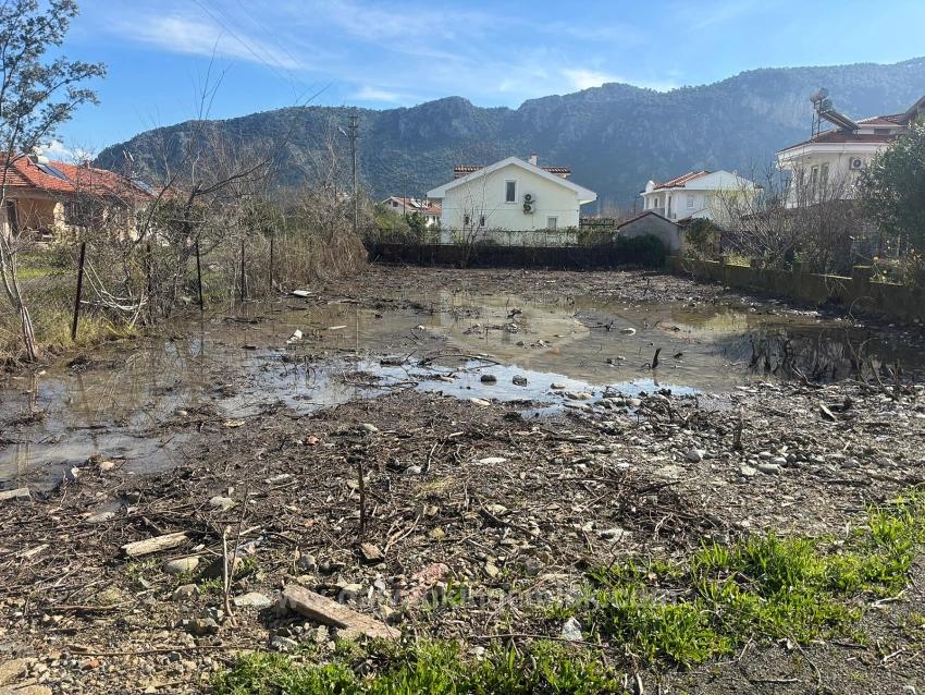 Угловой Участок С Жилой Зоной На Продажу В Мугла Дальян Арикбаши