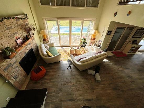 Уникальная Жизнь В Гармонии С Природой.