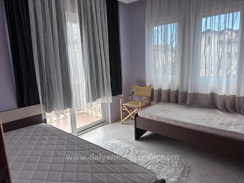 500M² Özel Arsa İçerisinde Karakterli Villa – Büyük Potansiyel Sunuyor