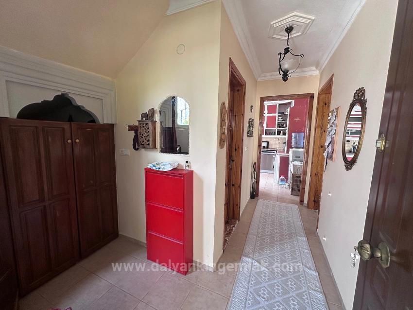 500M² Özel Arsa İçerisinde Karakterli Villa – Büyük Potansiyel Sunuyor