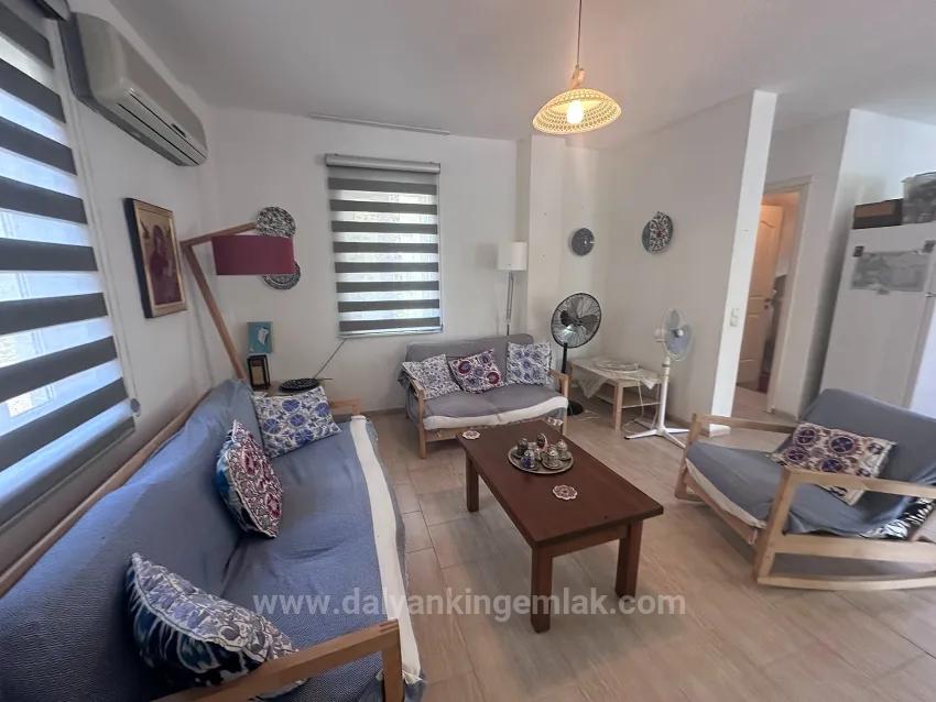 Akdeniz Esintili Şık Villa