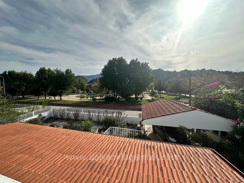 Maras, Dalyan’ın Kalbinde Kaya Mezarları Manzaralı Büyüleyici Özel Villa