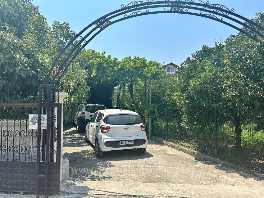 Dalyan Okçular Da Geniş Arsa 'Ya Sahip Geleneksel Türk Evi