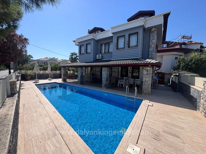 Yazlık Kiralama Yatırımı İçin İdeal Modern Villa