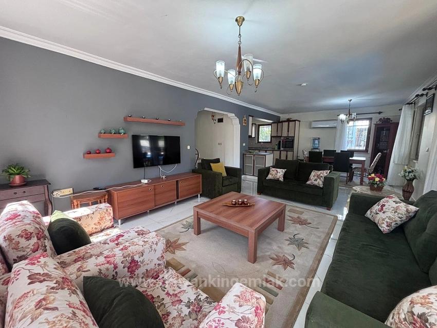 Yazlık Kiralama Yatırımı İçin İdeal Modern Villa