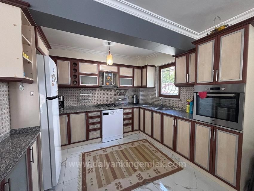 Yazlık Kiralama Yatırımı İçin İdeal Modern Villa