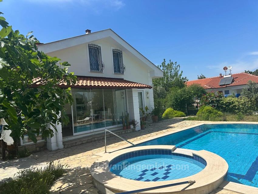 Ortaca Dalyan Mah. Satılık 3+1 Villa - 623 m²