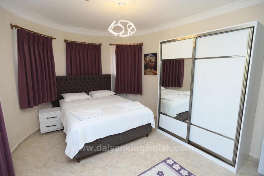 Dağ Manzaralı, Stil Sahibi Ve Tamamen Yenilenmiş Özel Villa