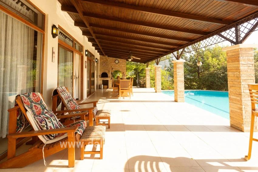 Ortaca Gökbel Mah. Satılık 4+1 Vip villa - 8.000 m²