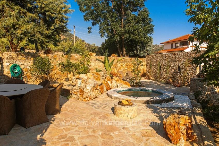Dalyan Gökbel De Deniz Manzaralı Müstakil Villa