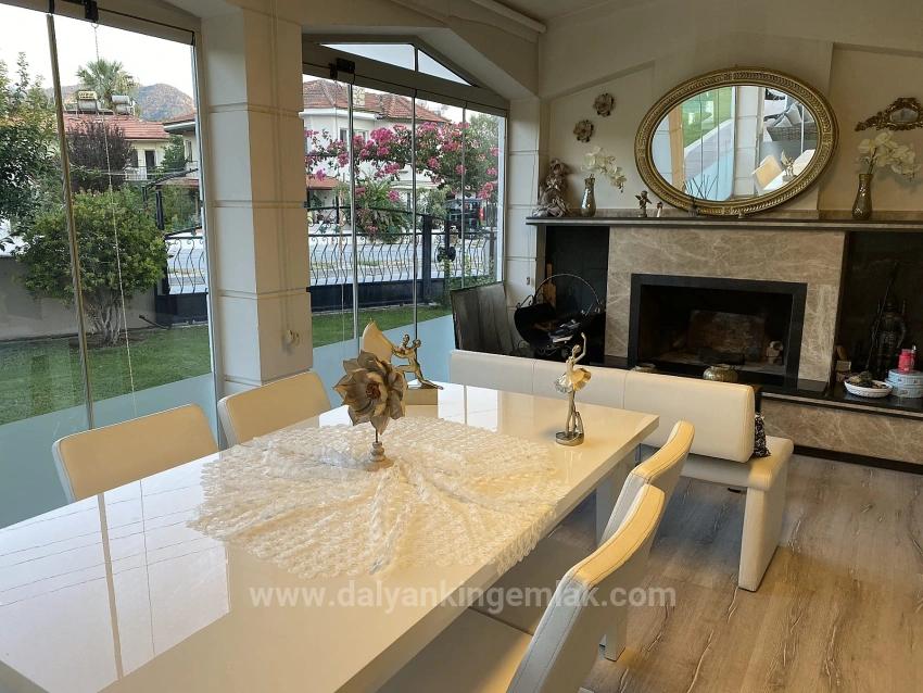 Dalyan Gülpınar’da Satılık Lüks Müstakil Villa