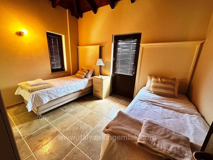 Dalyan’ın Kalbinde Eşi Benzeri Olmayan Saray Zarafetinde Bir Villa