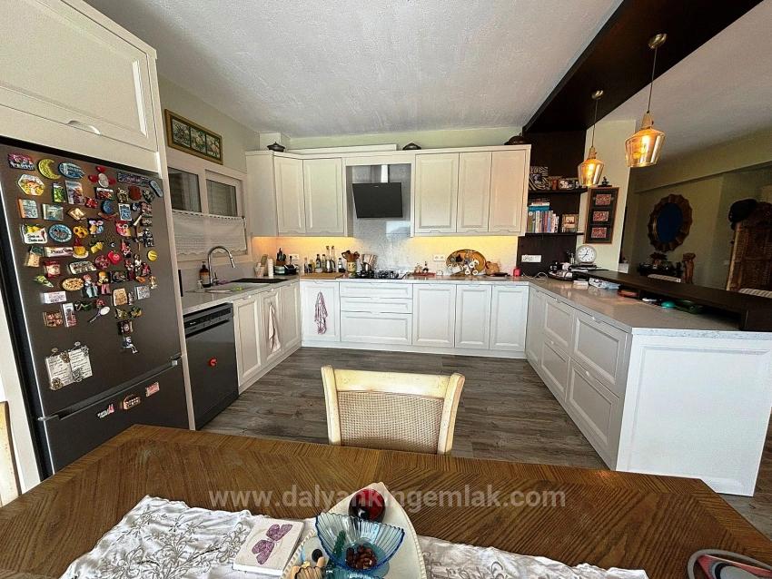 Dalyan Maraş 'Ta 5000 M2 Arsa İçerisinde Satılık Dubleks Villa