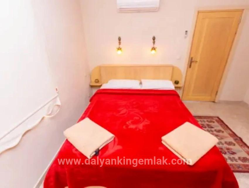 Ortaca Gökbel Mah. Satılık 3+1 Villa - 909 m²