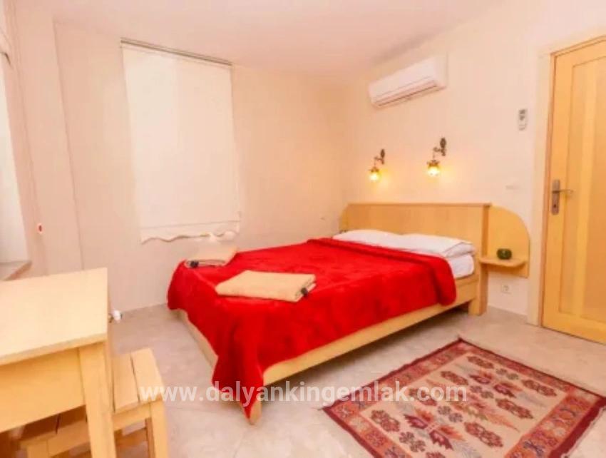 Ortaca Gökbel Mah. Satılık 3+1 Villa - 909 m²