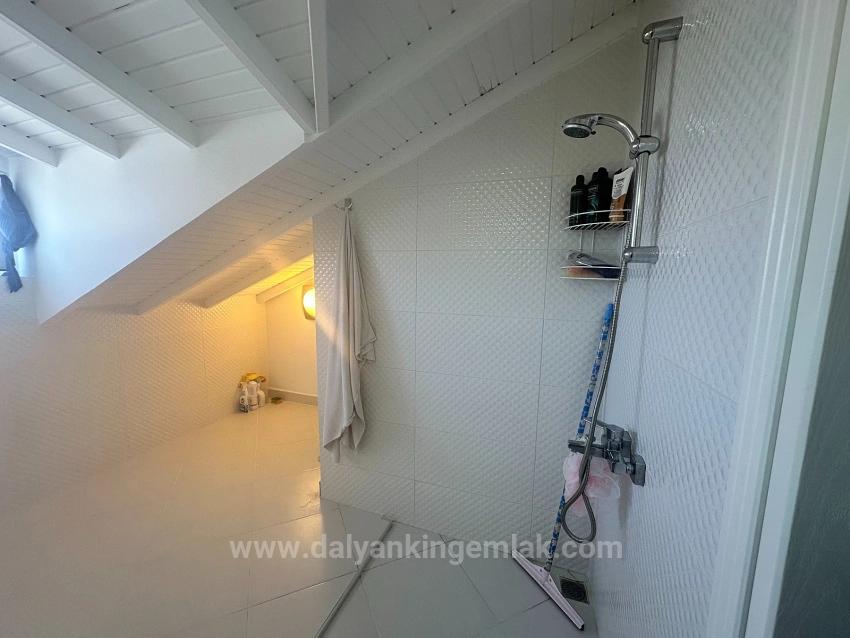 Dalyan Osmanağalar Da Site İçerisinde Satılık Tripleks Villa