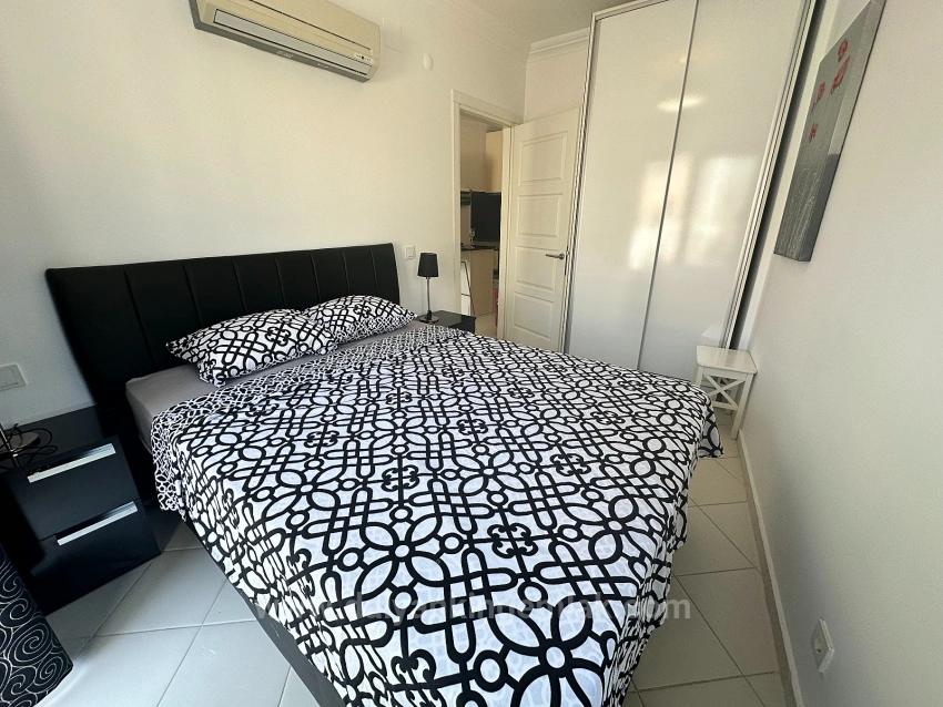 Nehirle Bütünleşen Modern Şıklık