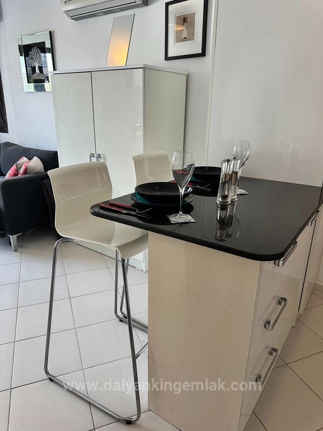 Nehirle Bütünleşen Modern Şıklık