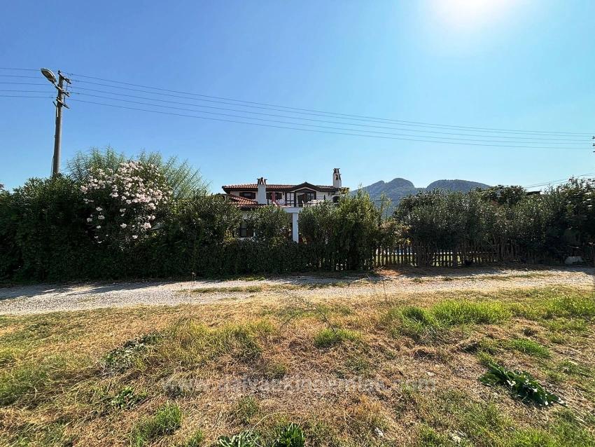 Dalyan Arıkbaşın Da Geleneksel Türk Mimarisi İzleri Taşıyan Satılık Müstakil Villa