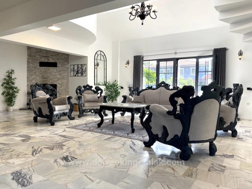 Dalyan Okçular Da Geniş Arsa Üzerinde Satılık Müstakil Villa