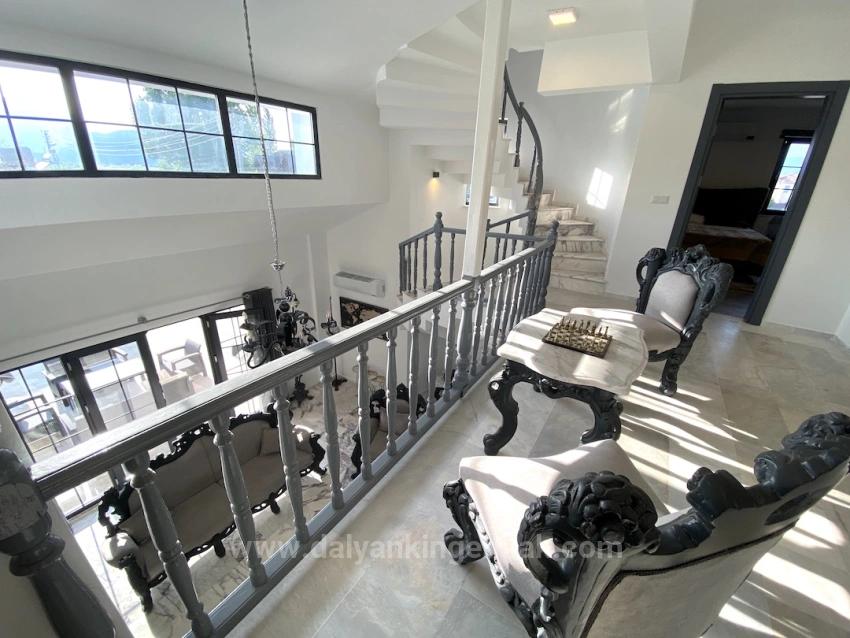 Dalyan Okçular Da Geniş Arsa Üzerinde Satılık Müstakil Villa