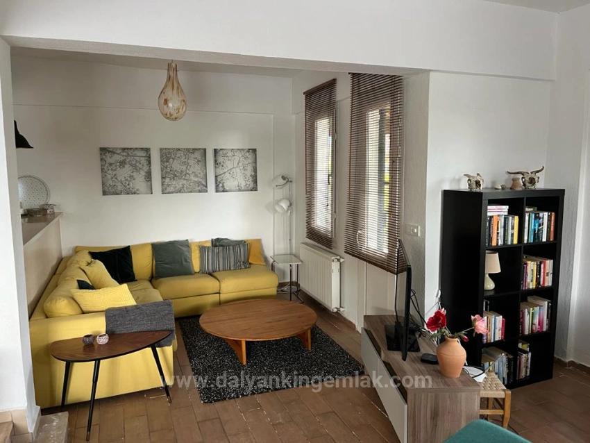 Dalyan Okçular'da 1000 M2 Arsa İçerisinde Satılık Dubleks