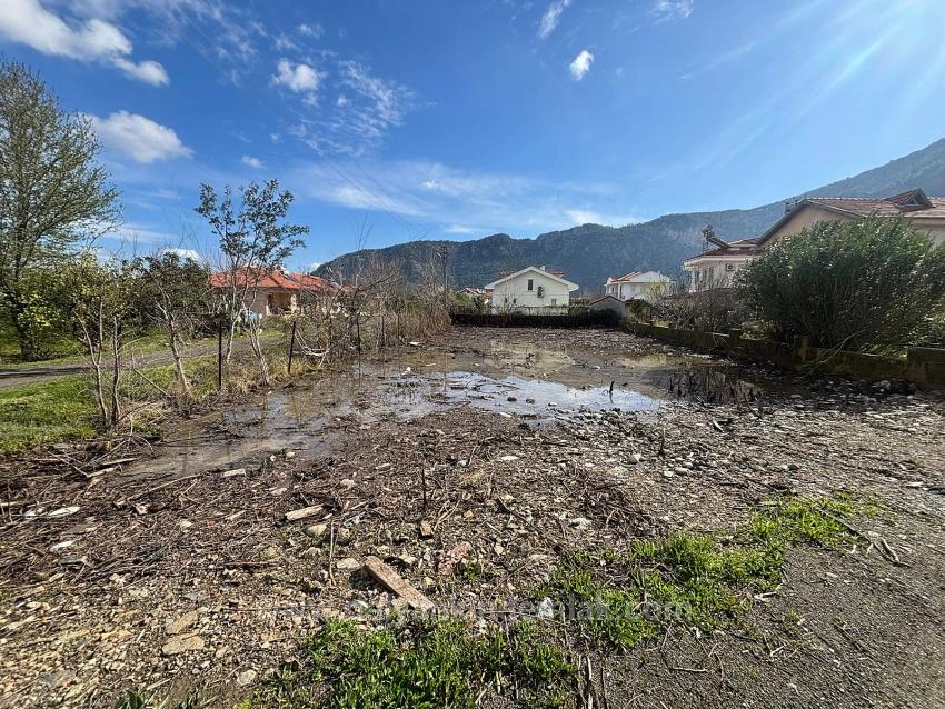 Muğla Dalyan Arıkbaşı’nda Satılık Konut İmarlı Köşe Parsel