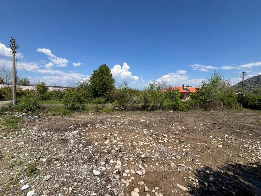 Muğla Dalyan Arıkbaşı’nda Satılık Konut İmarlı Köşe Parsel